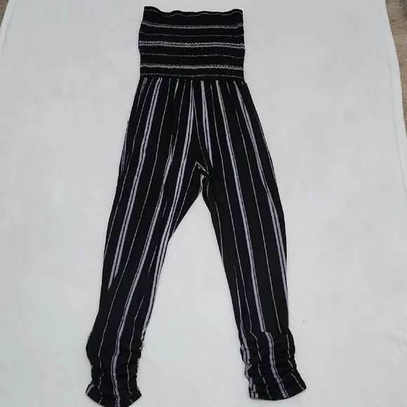 Fashion Nova Black and White Striped Alexandria Jumpsuit M - Picture 4 of 8